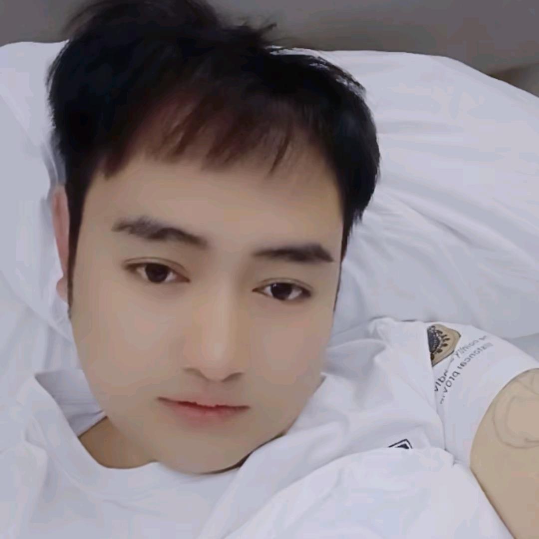 昨夜的酒刺痛了我的心