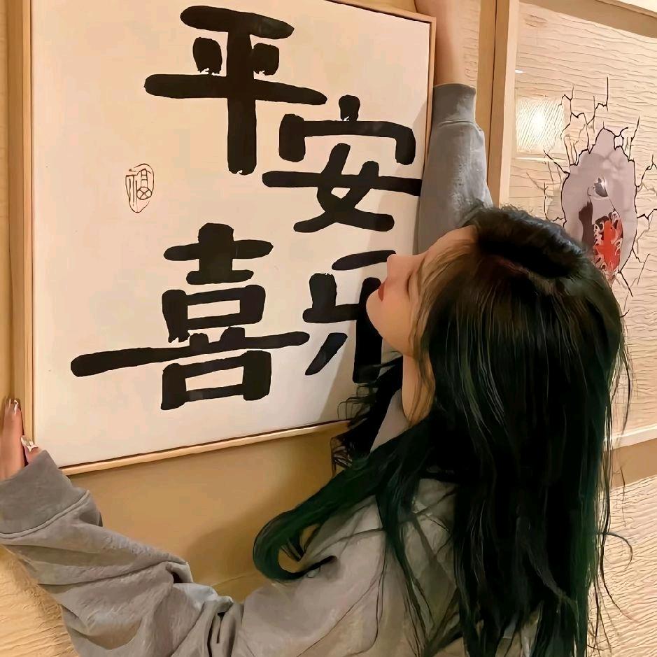 不是鱼是海豚🐬