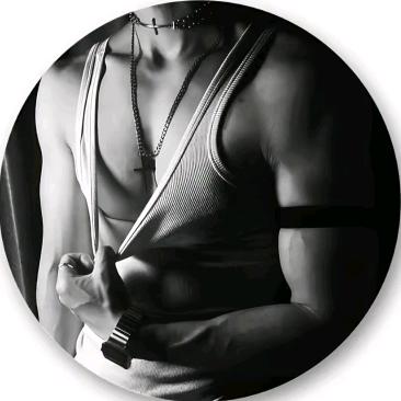 爱唱歌的王教练（游泳）