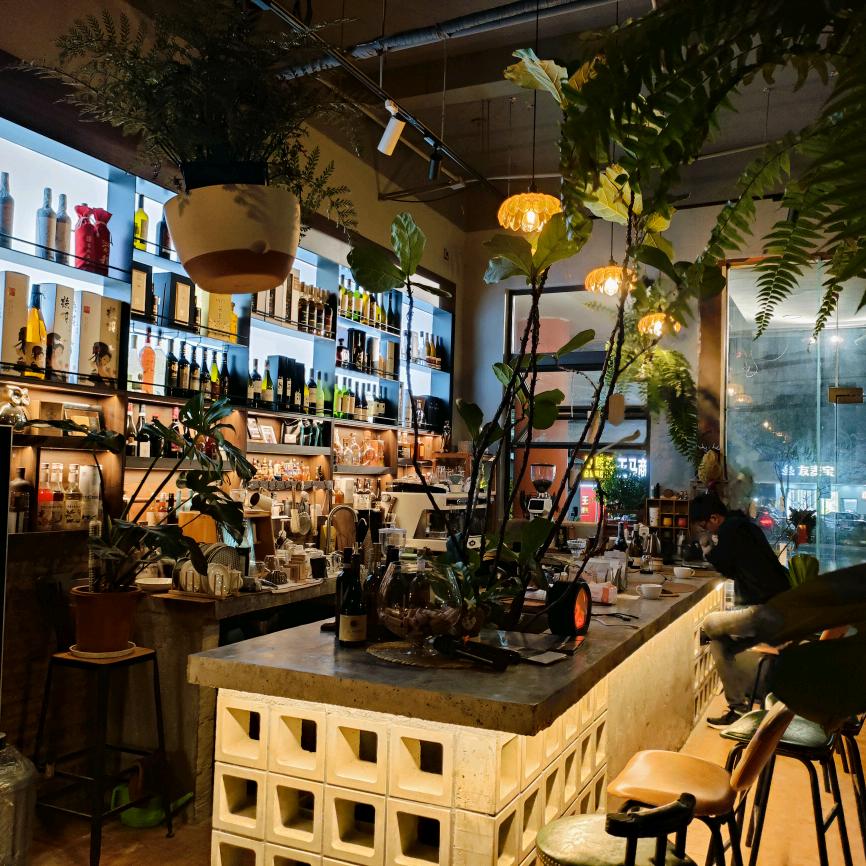 山鸟咖啡酒屋官方号