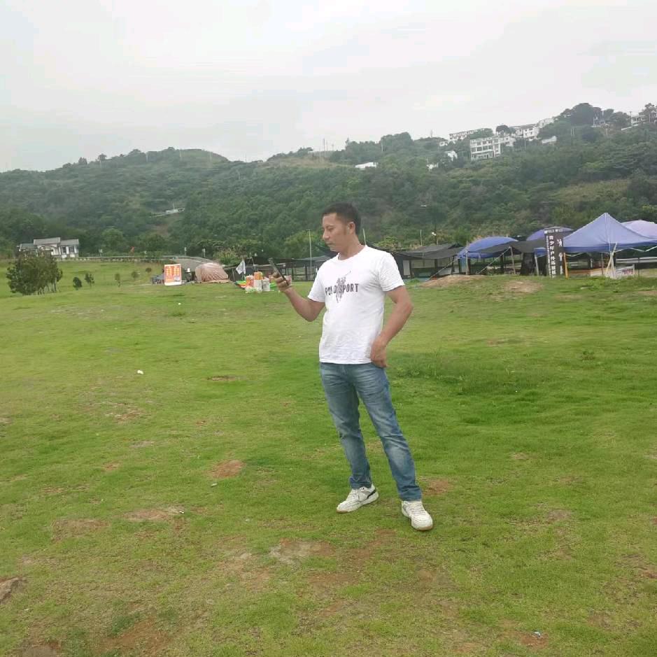 微笑而过