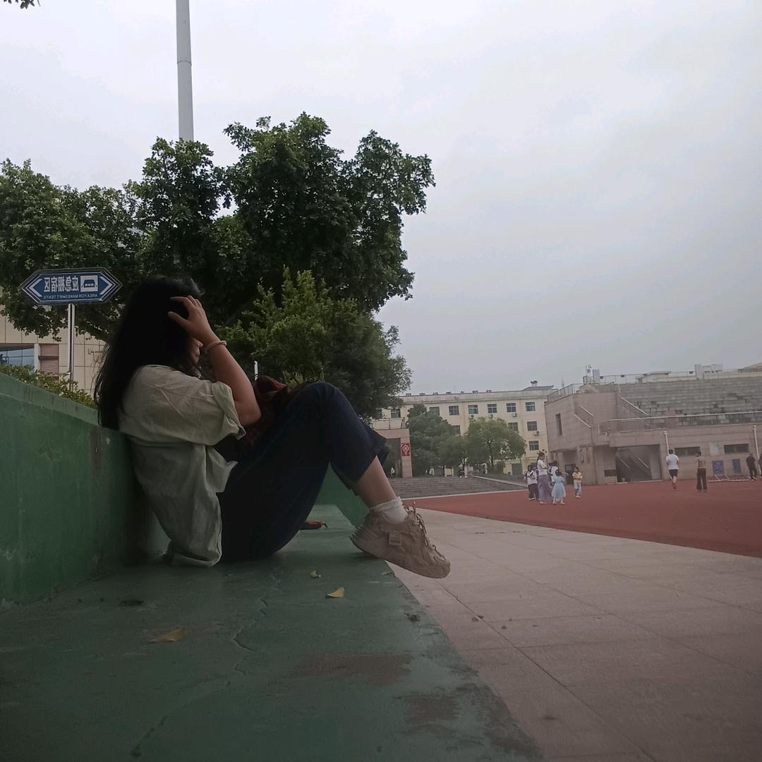 周周zz-
