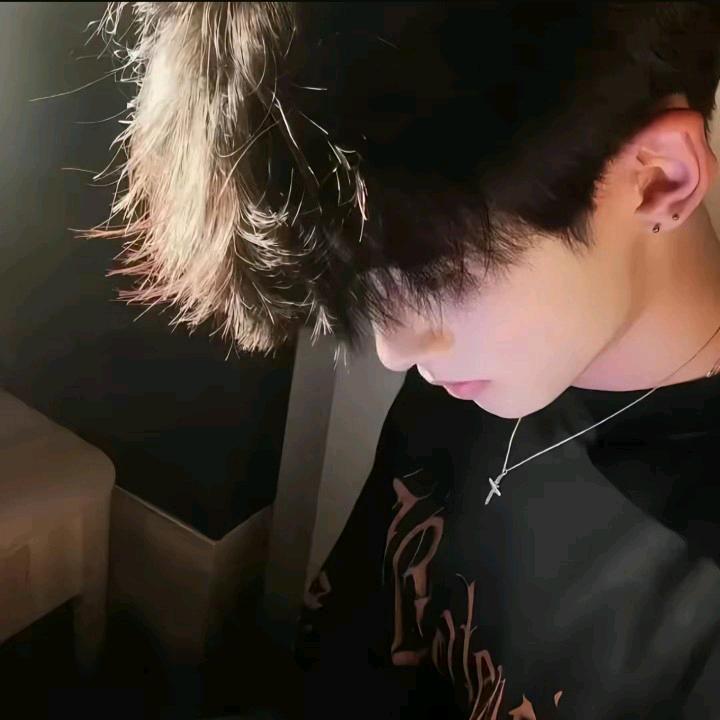👉太子🐲天下🐲小号👈