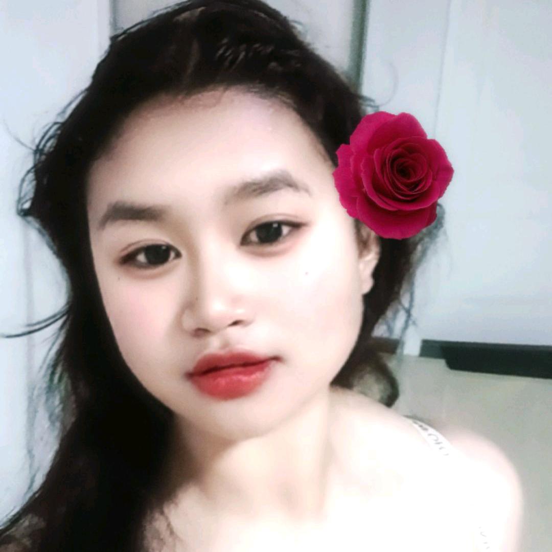 🛍Thu zar🛍 星星