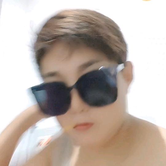 海艳