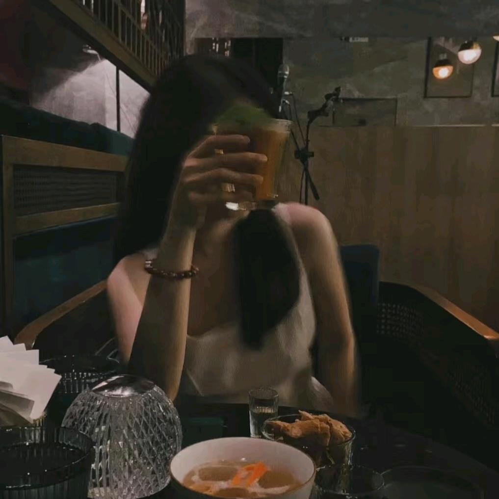 爱吃火锅的七七🥘