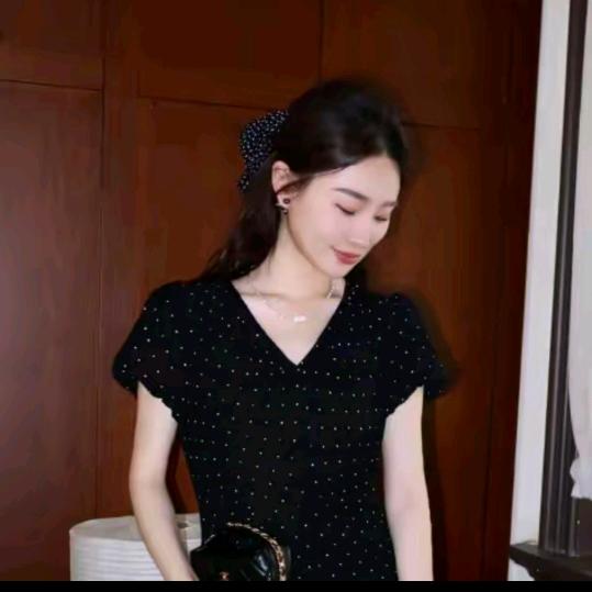 邱莹莹严选女装