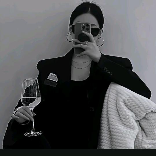 🖤