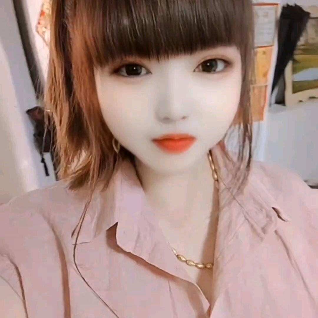 大脸妹