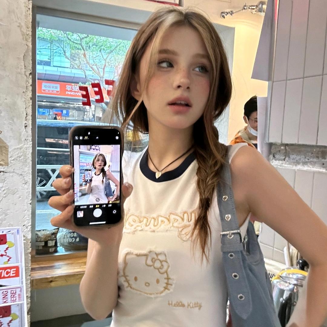 初礼呆貓；stupidcat