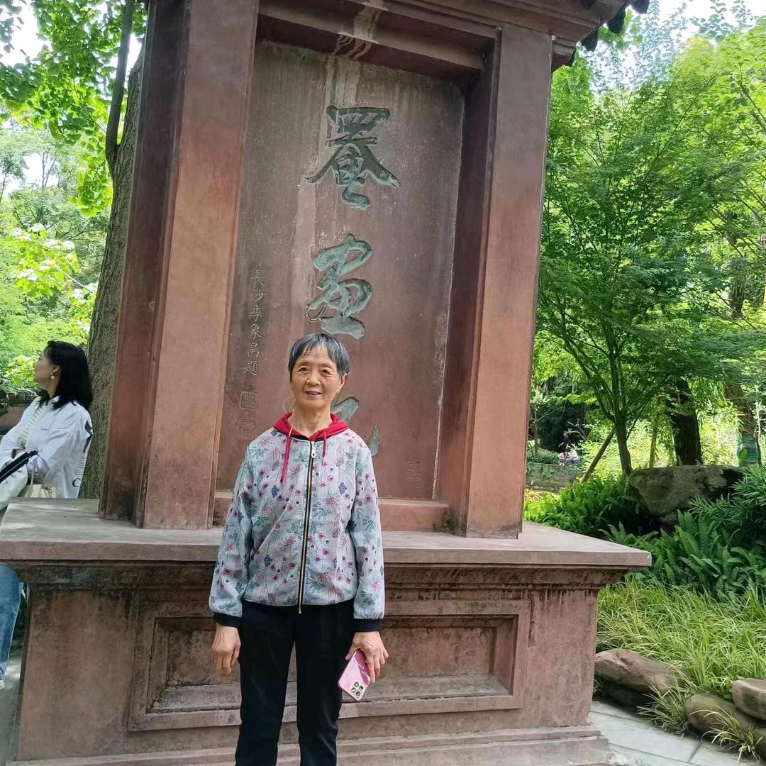 素素玫瑰