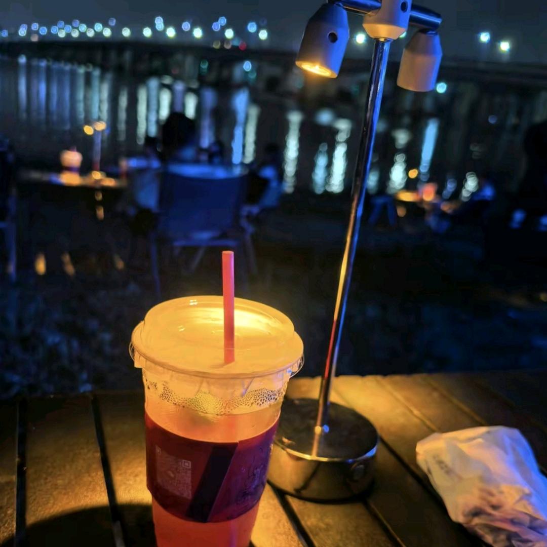 吃土豆的马铃薯