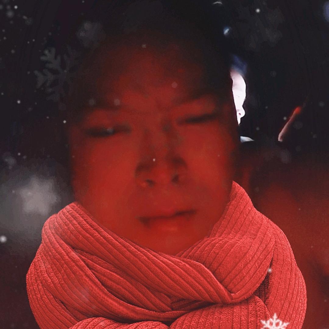 苏……