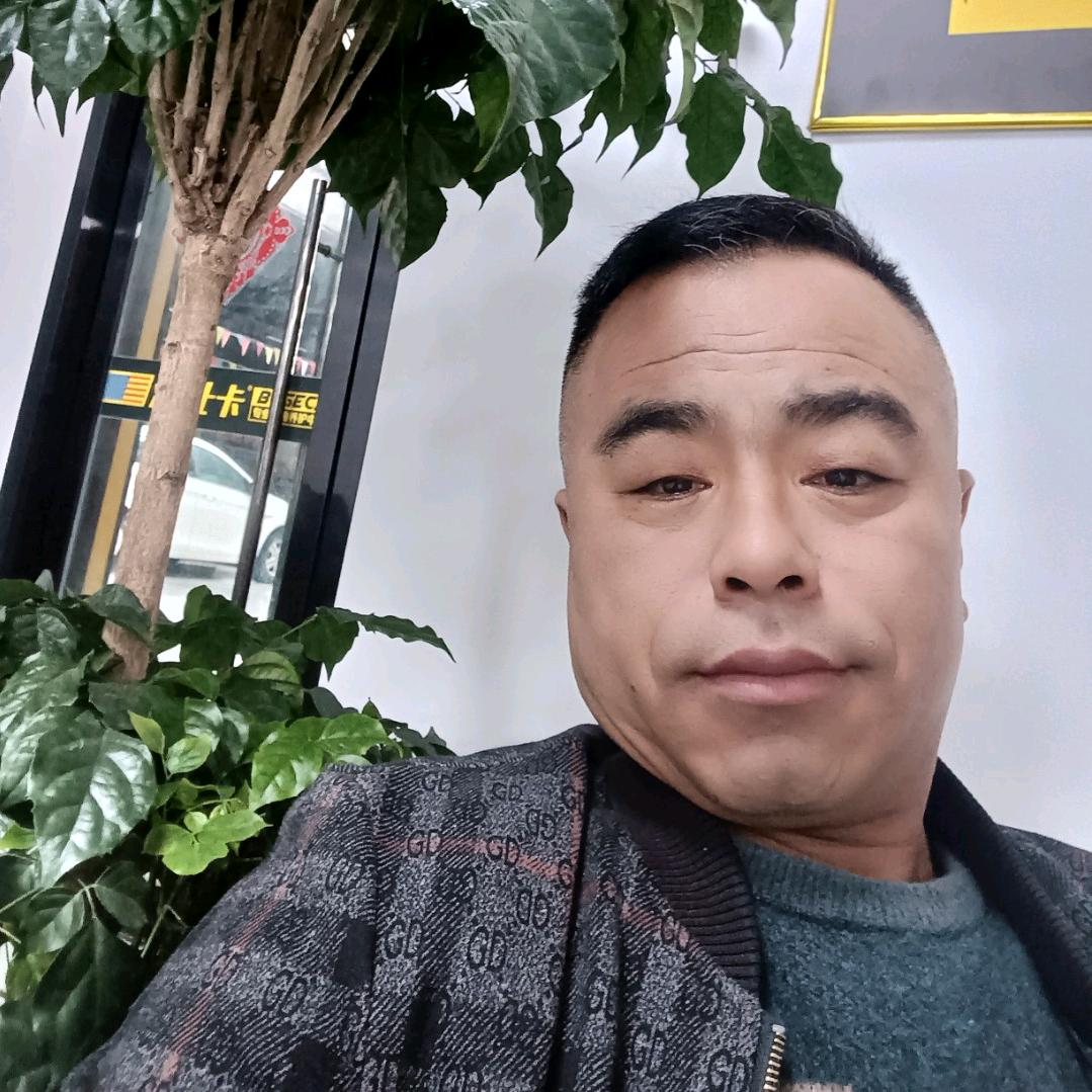 华  哥