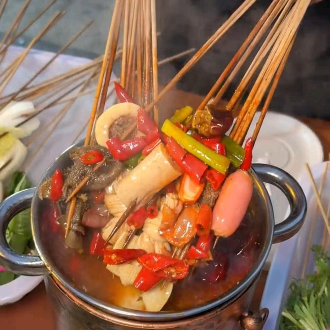 小心烫自选串串小火锅