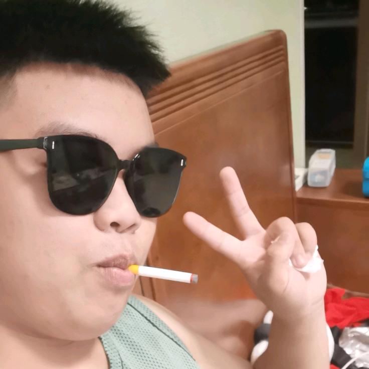 小布哥哥