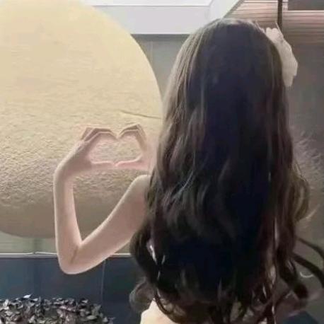 贤淑的柚子