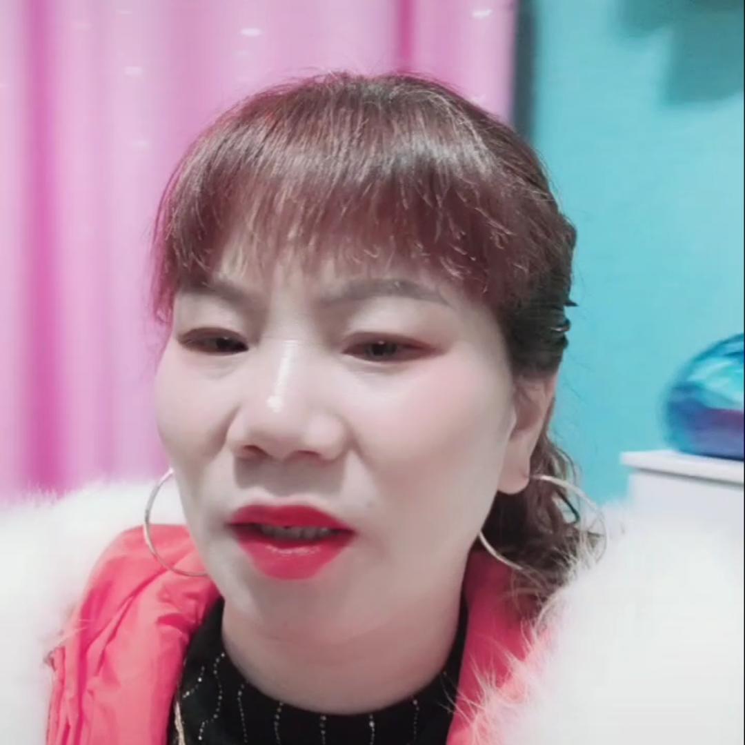 梁群