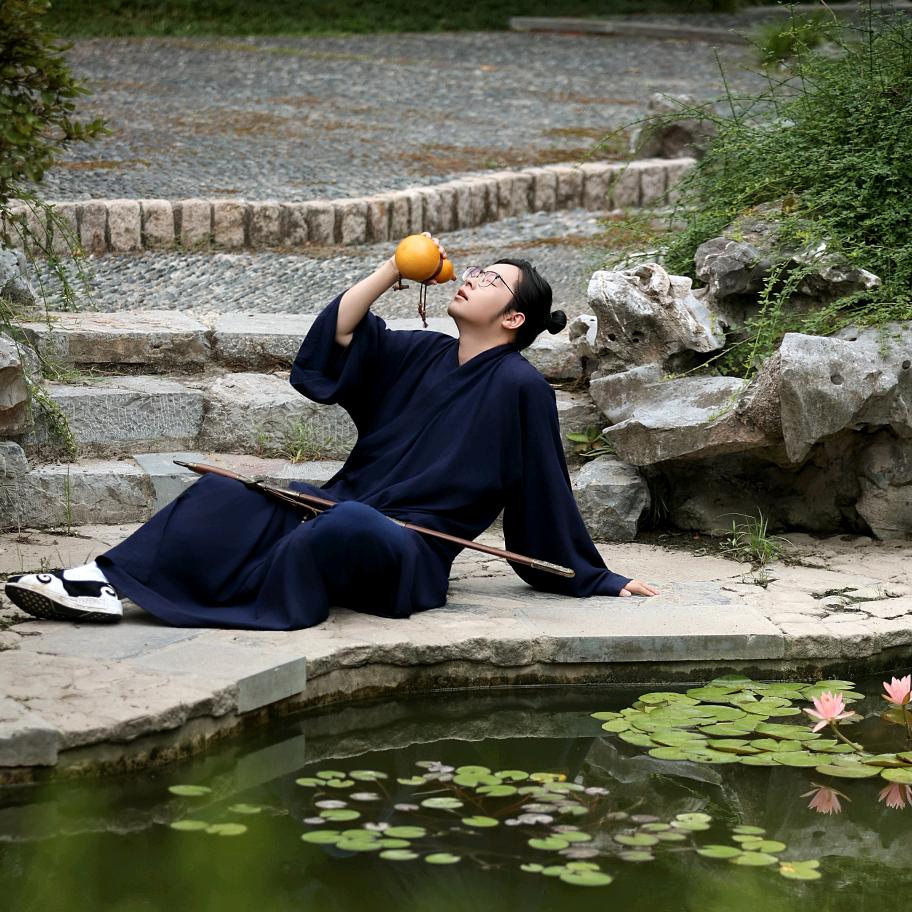 明心居士