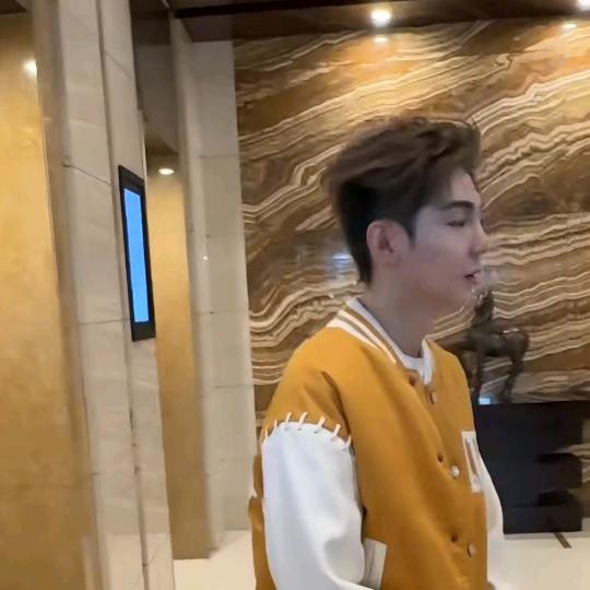 小刘