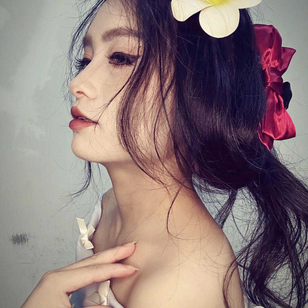 @贪欣梅