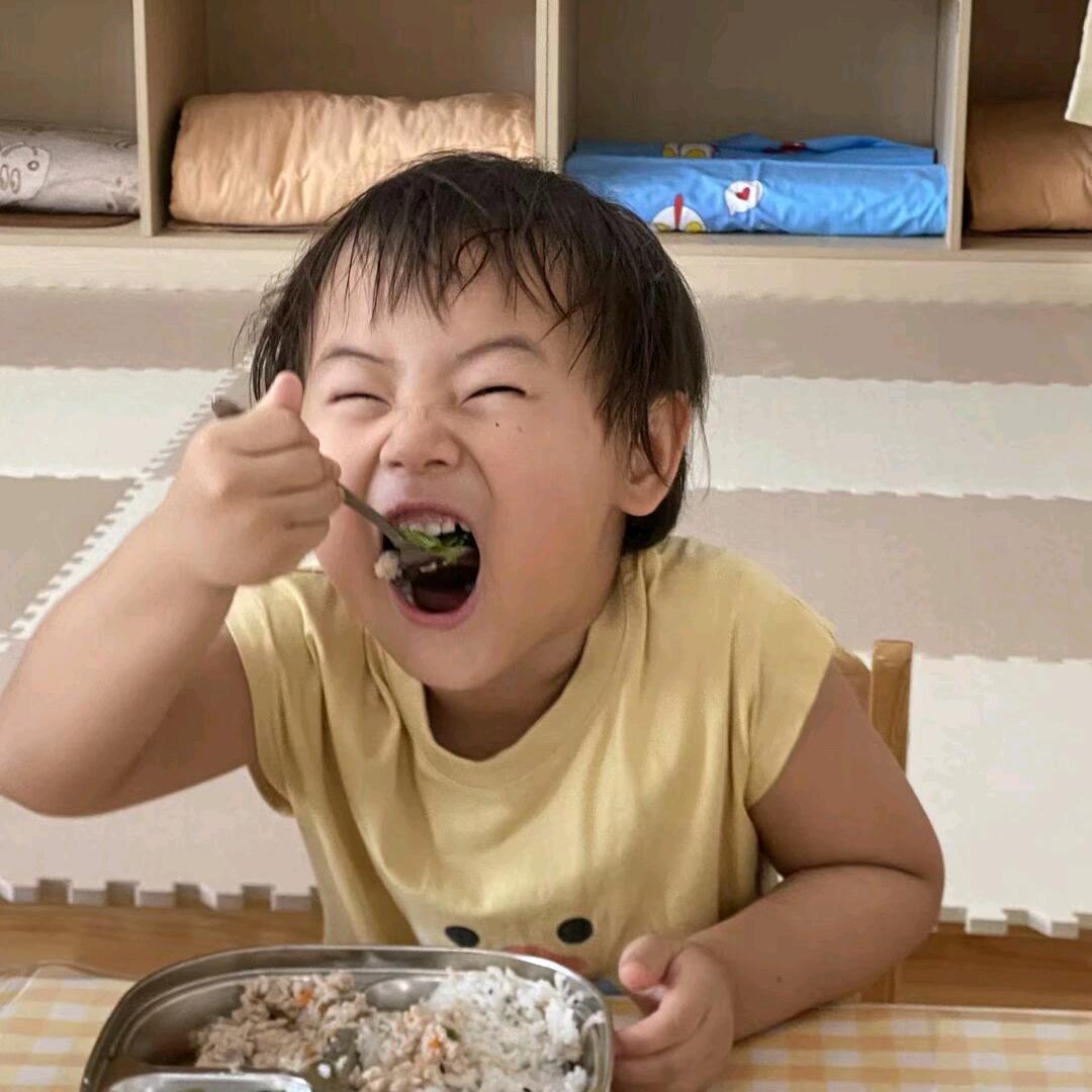 心碎小饭包