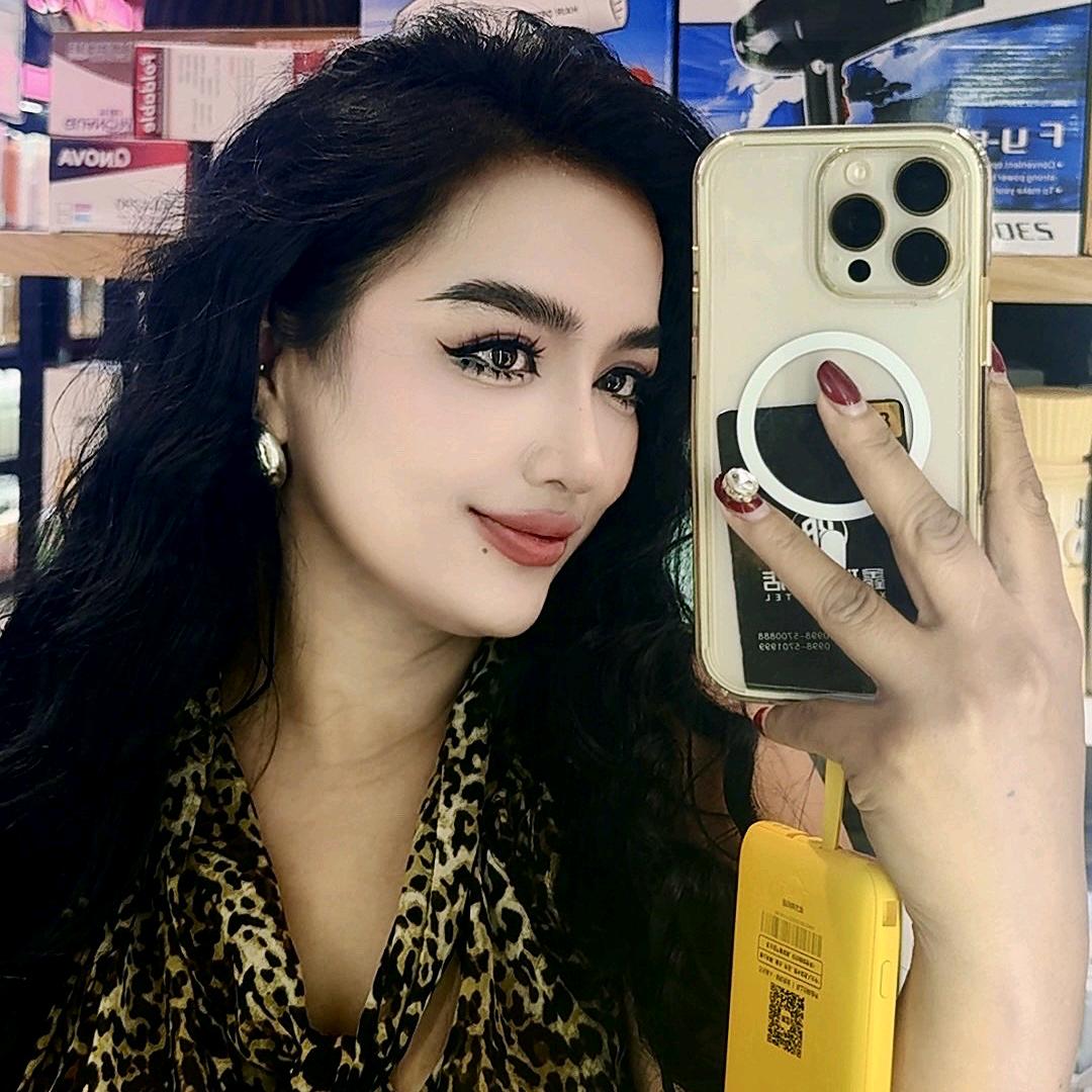 🐩N