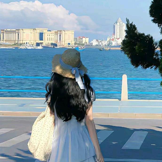 骆平萱百货