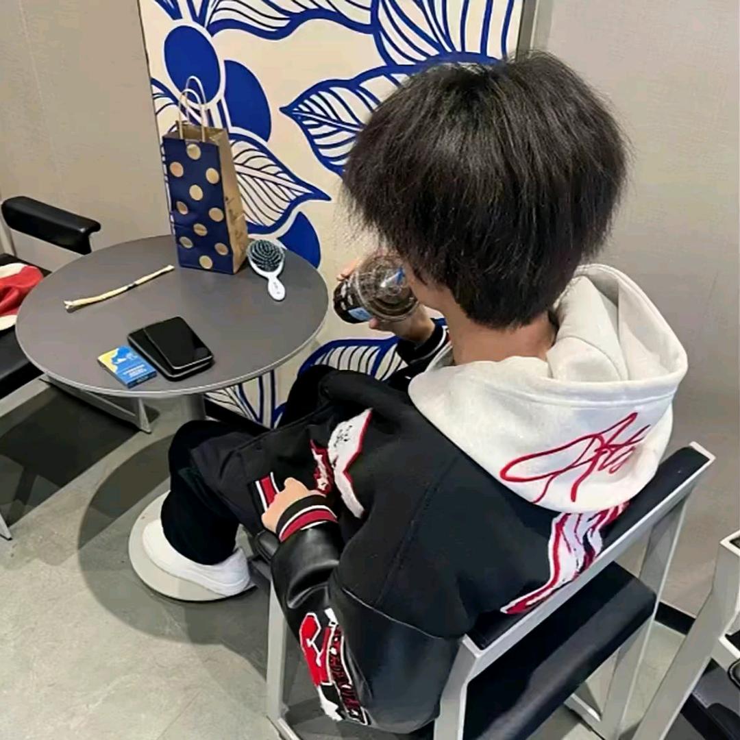 冰岛.头像