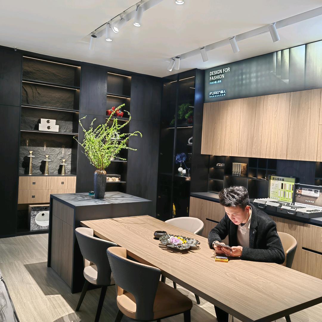 昆明励博全屋定制（木美居源头工厂）