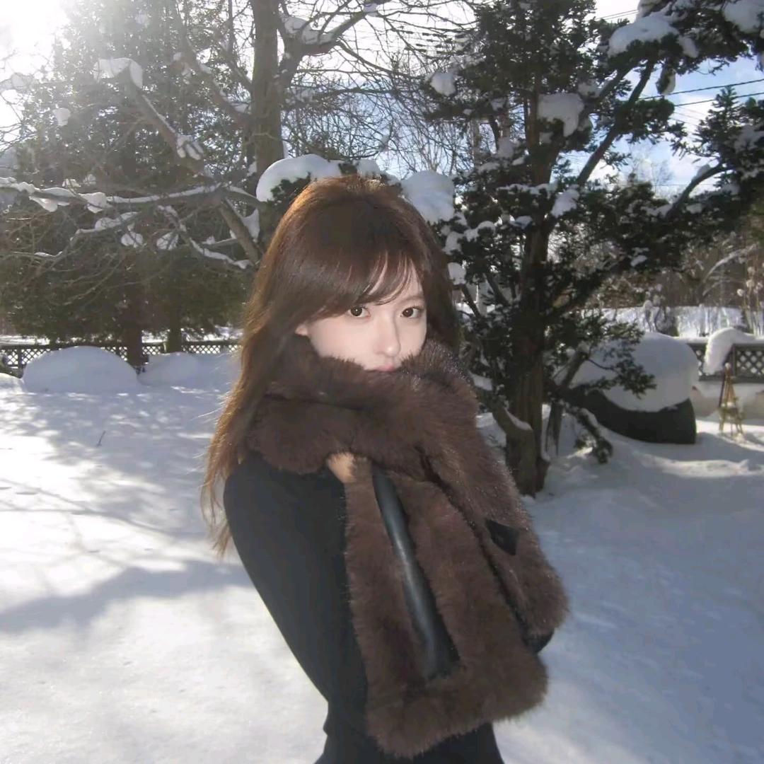 小胡同.