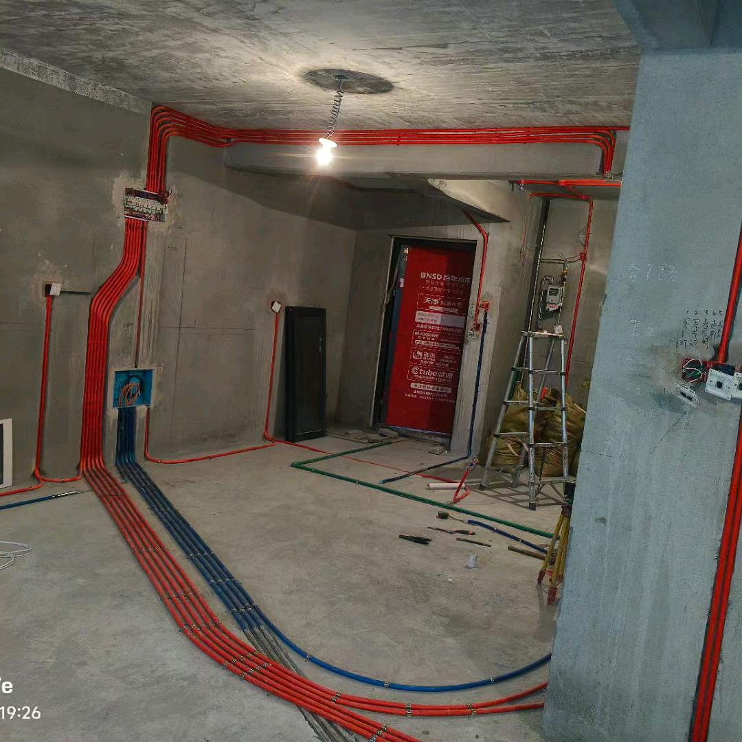 南阳佰年水电工作室@南阳装修吴工长