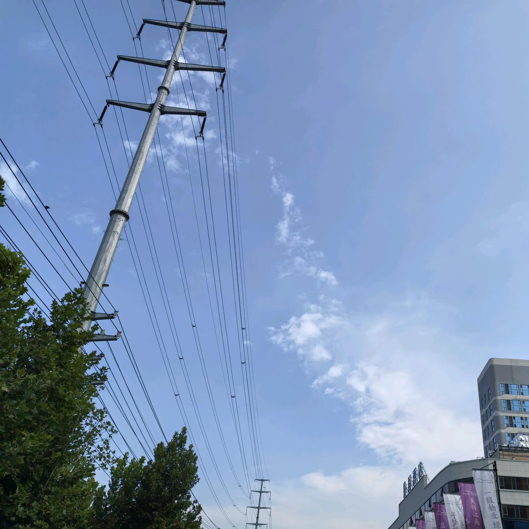 春城，王方方
