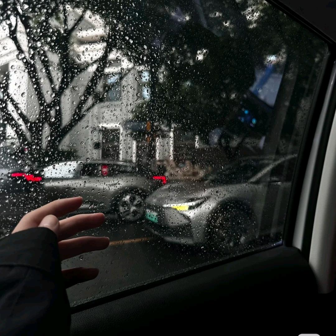 早点睡.