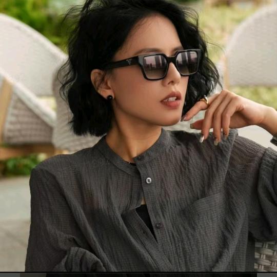 魏老板WDIVA轻奢风穿搭