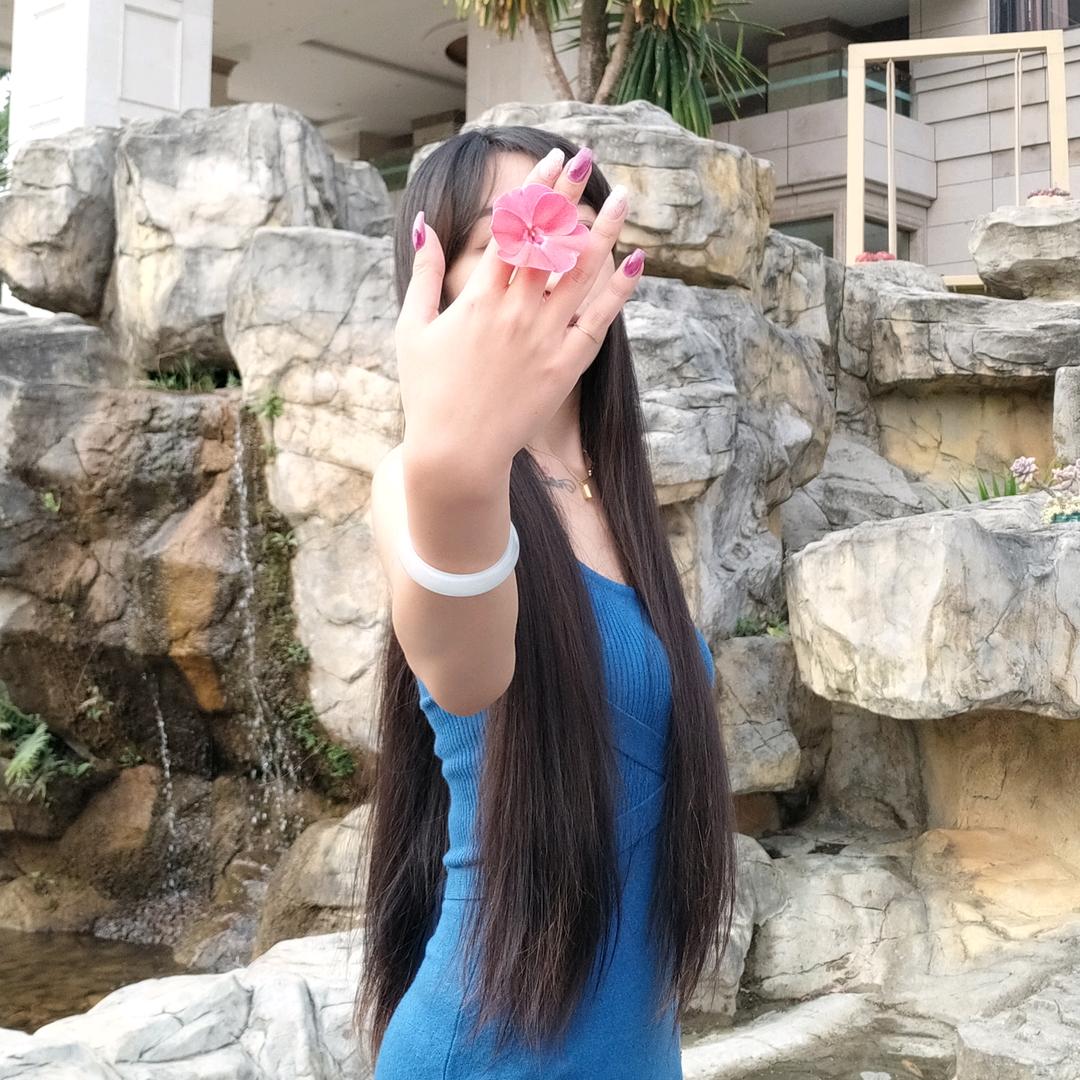 LL琳琳00头像
