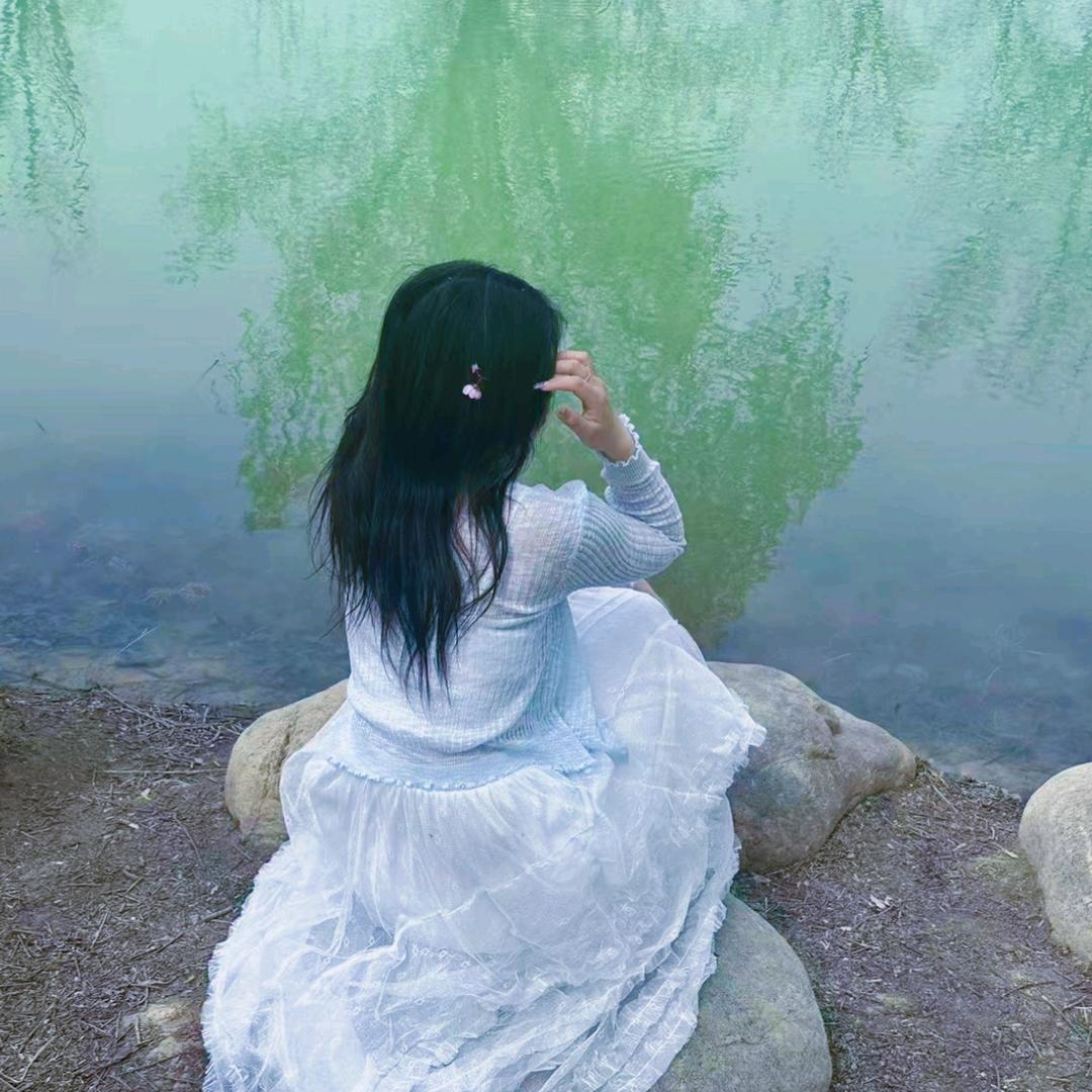 一米八的呆呆宇❛‿˂̵✧