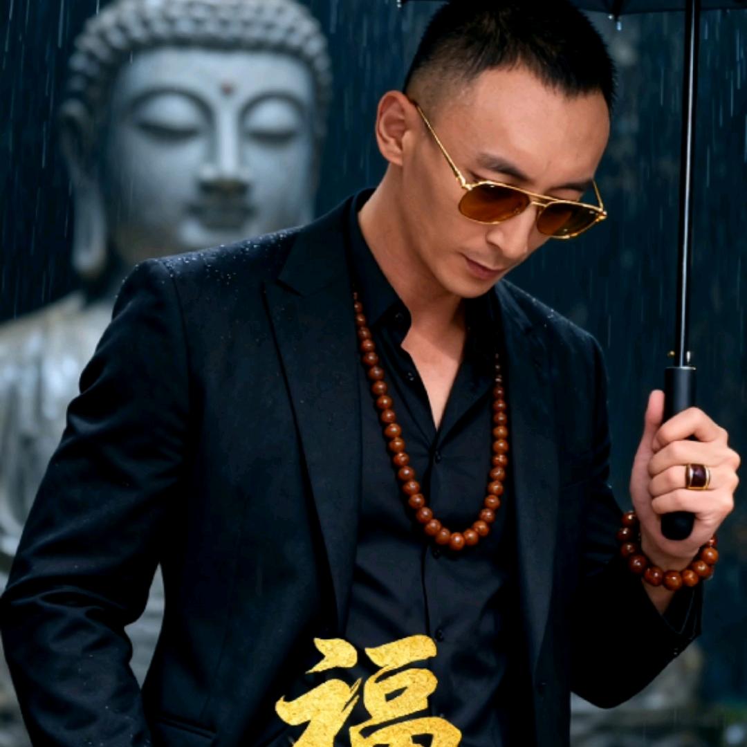 小龙建筑装修队！