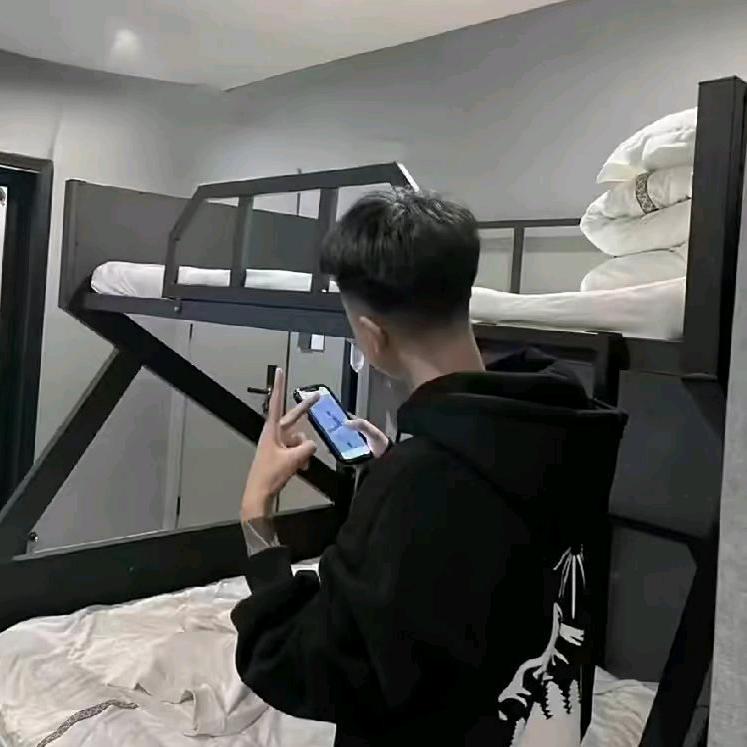 小花猫(众包小哥）