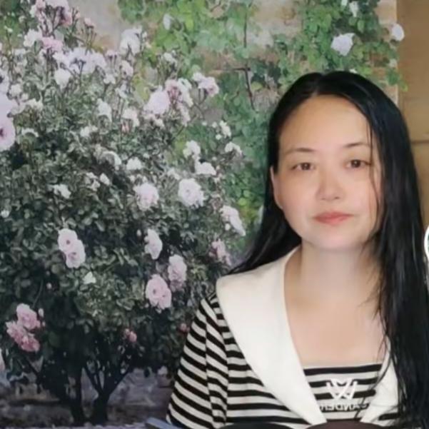 三妮子养花