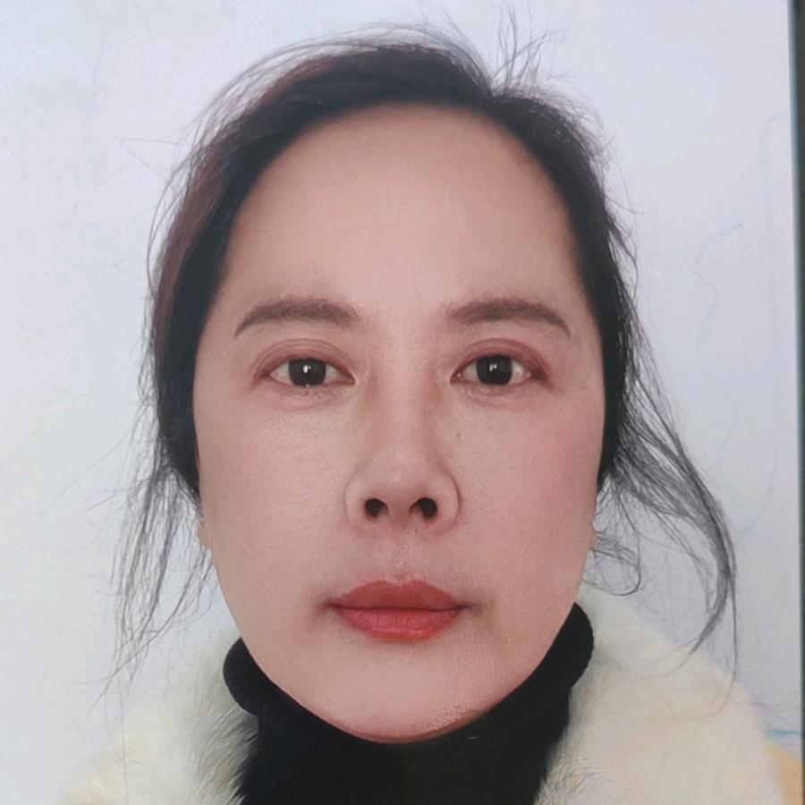 李姐早上7：20分   周日休息）