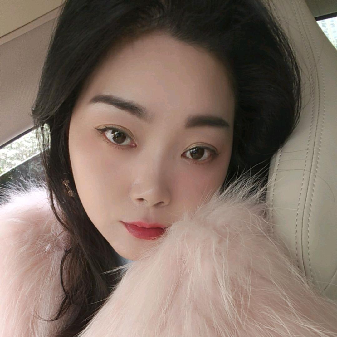 辻弎姨《成都网约车》