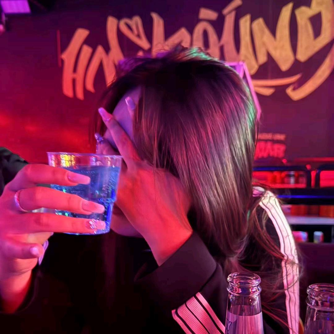 白灼基围夏女士.