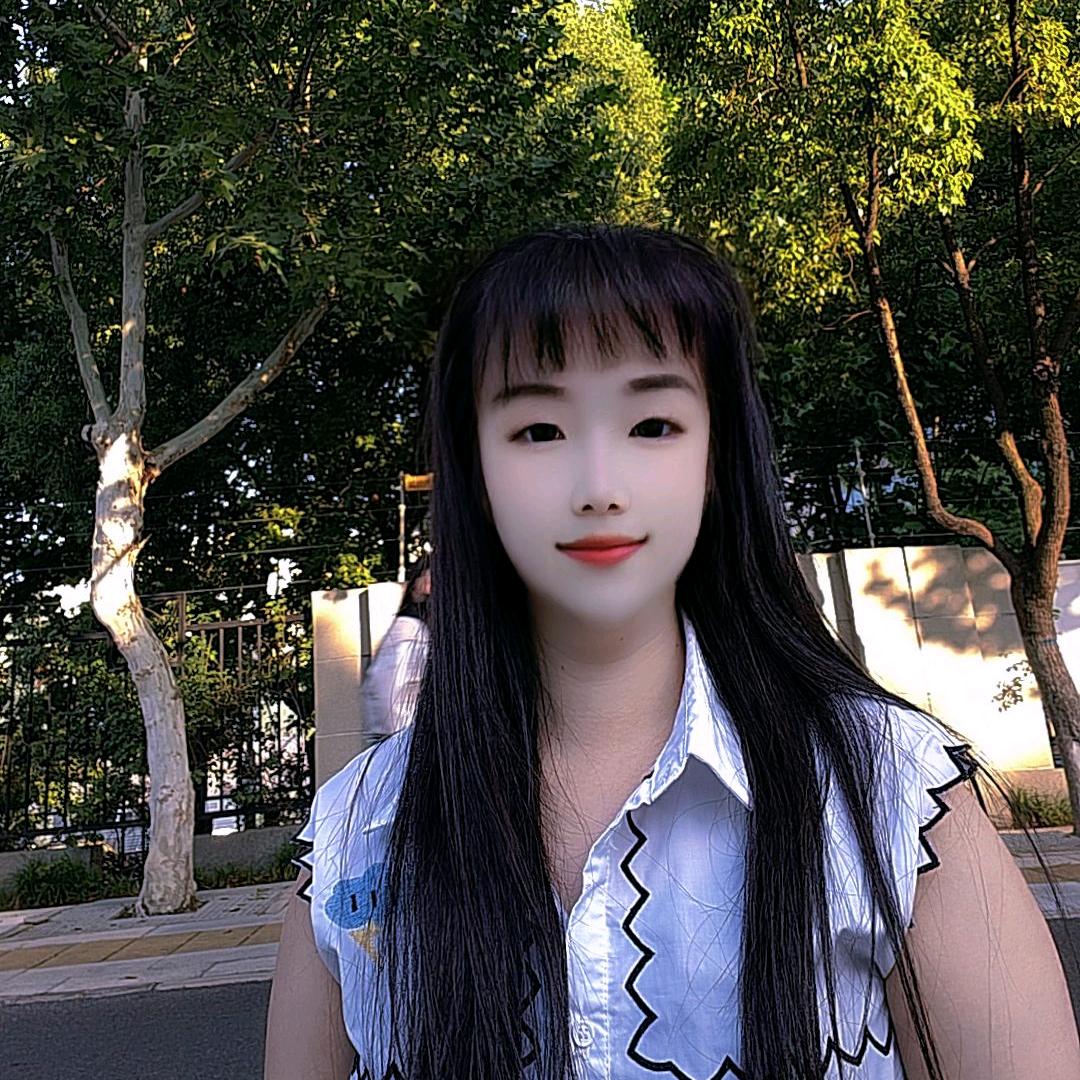 芳芳吖