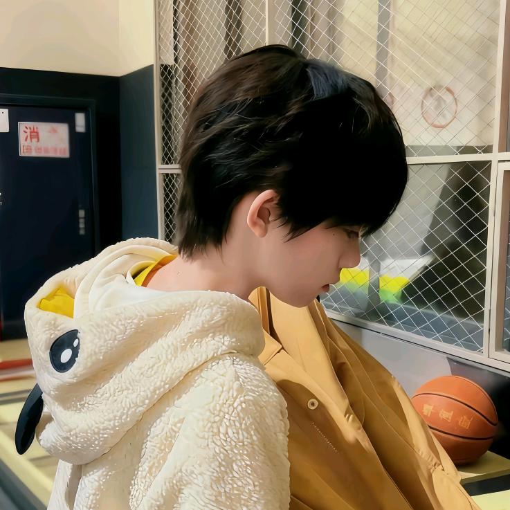 奕萌暖阳‧₊𐙚