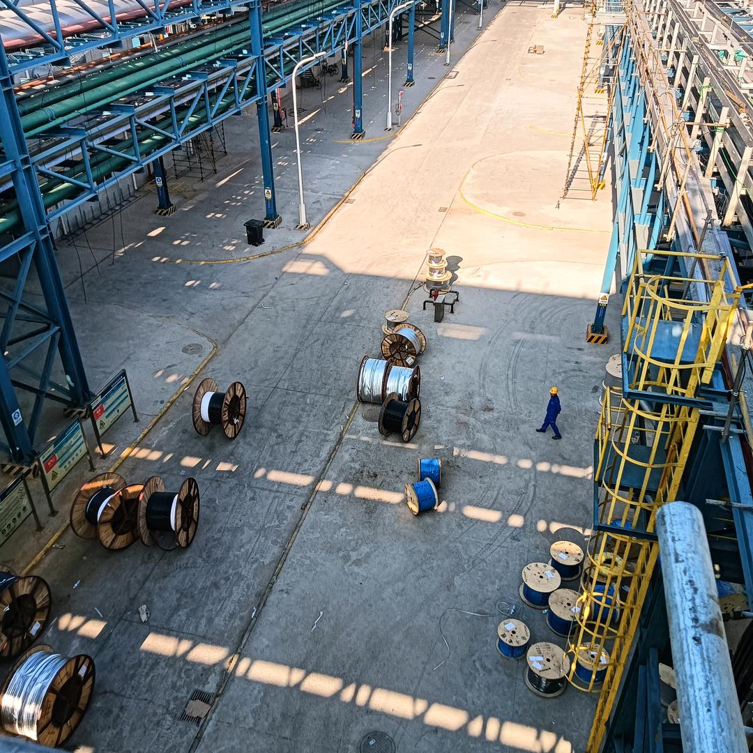 浪迹天涯。江湖客