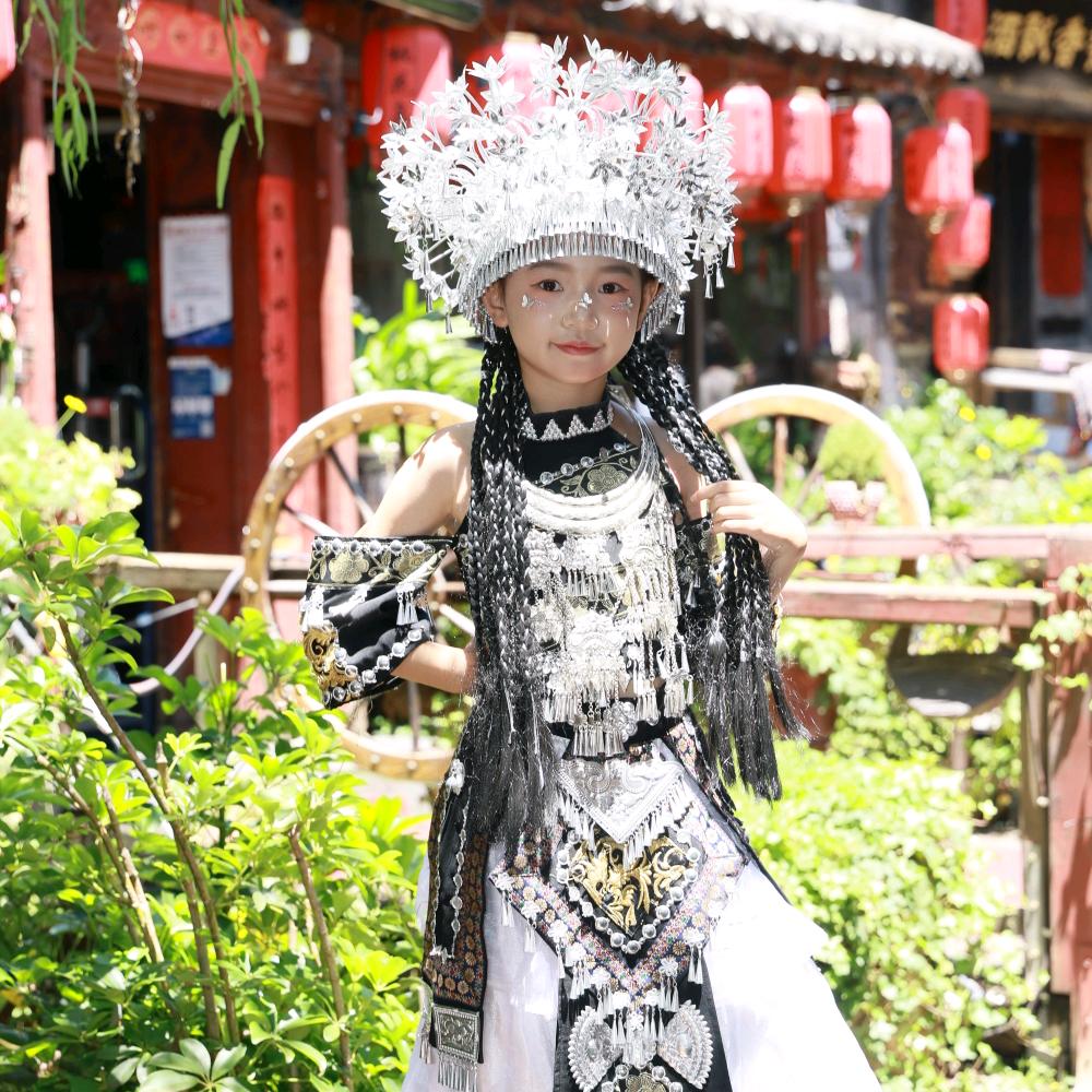 何来人间惊鸿客，只是尘世一俗人♡