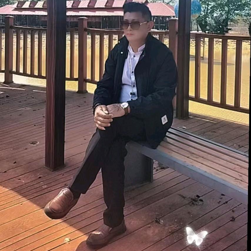 @单亲爸爸：不定时直播。。。。