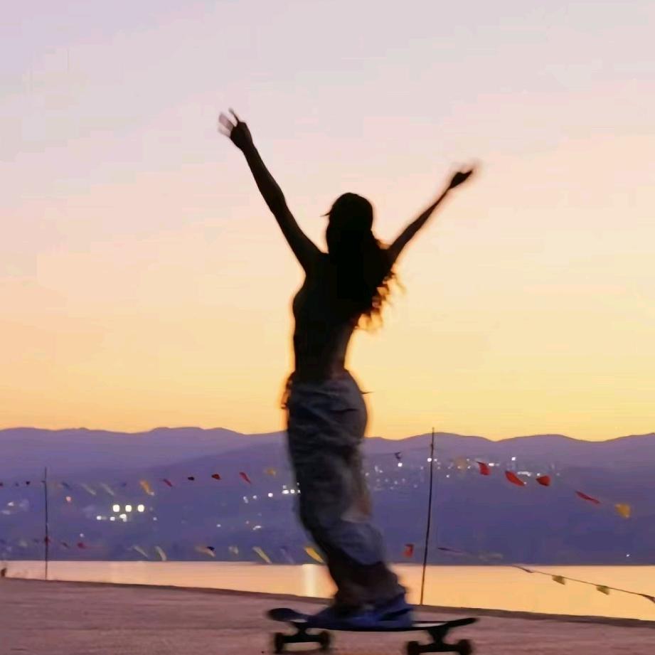 燕子（孕晚期）