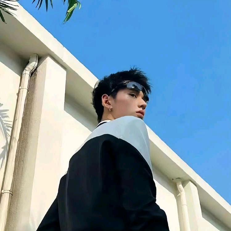 小白同学༊